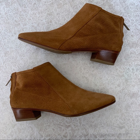 aquatalia fianna bootie